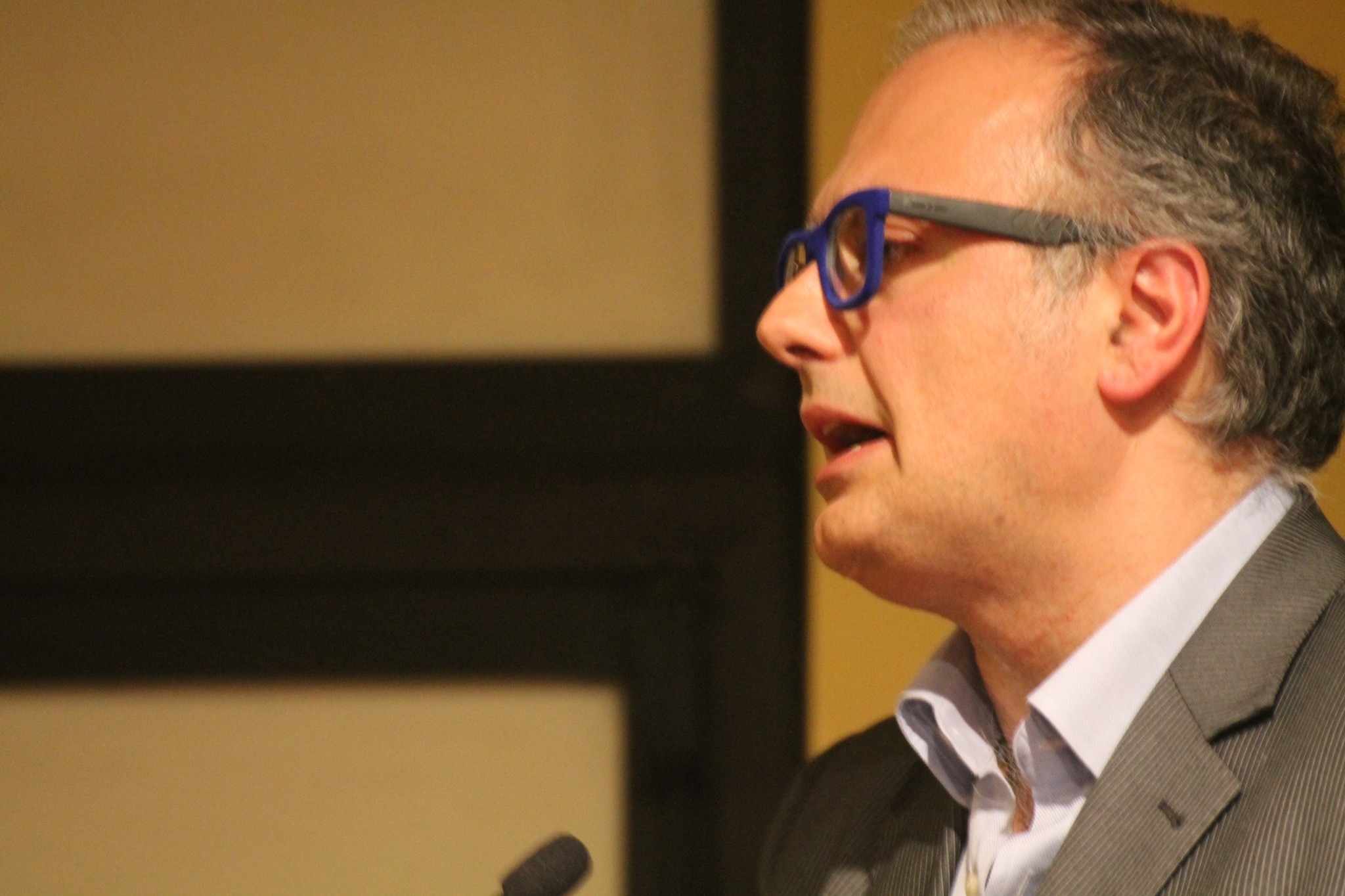 Sull’«inutilità» dei preti: il nuovo libro di Francesco De Rosa